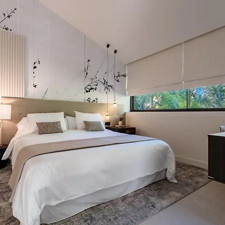 Lotus Villa *